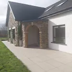 Large Overlooking Tranquil Village Kerry *
